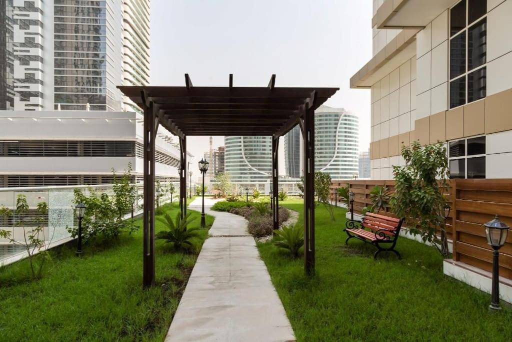Higuests - Mon Reve Lägenhet Dubai Exteriör bild